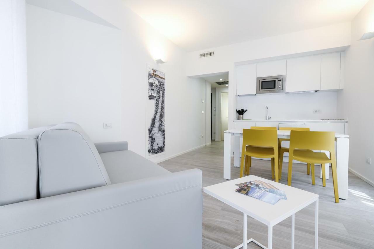 Bertamini Apartments Torbole Sul Garda Exteriör bild